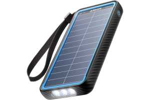 This long-lasting 10,000mAh power bank can charge from sun rays