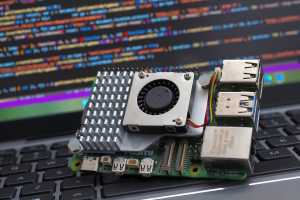 Can you load Windows 11 on a Raspberry Pi 5?