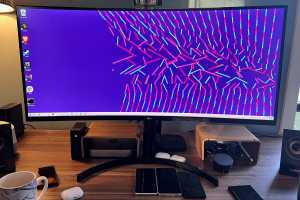 I switched to an ultrawide monitor. Here's what surprised me