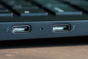 Intel shows off blazing-fast 80Gbps Thunderbolt